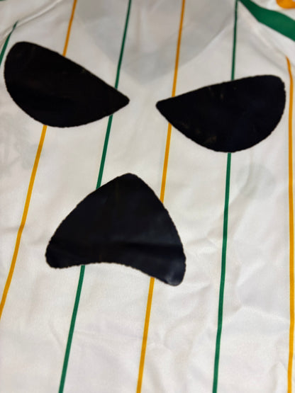 Kneecap oneils retro white jersey