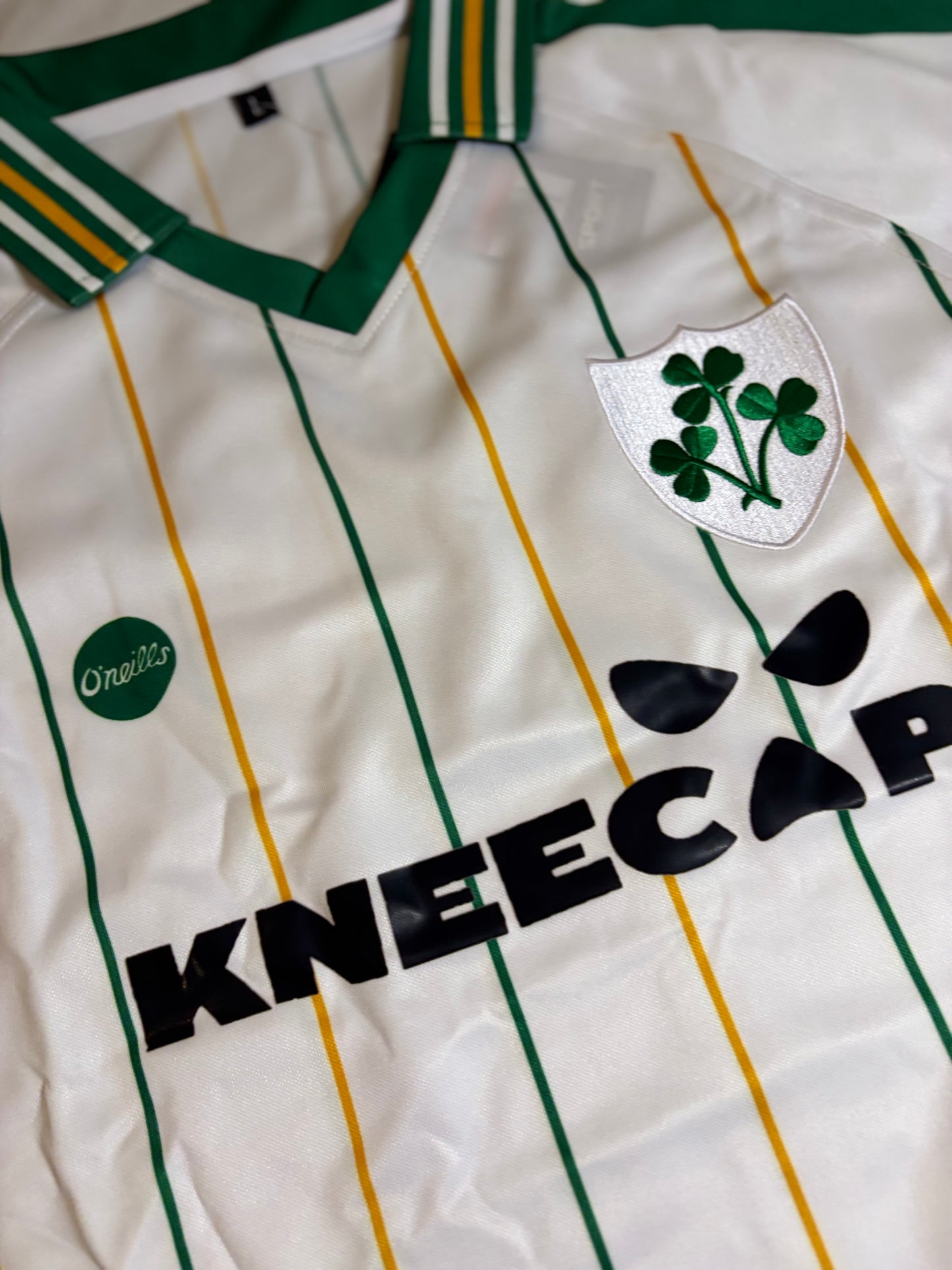 Kneecap oneils retro white jersey