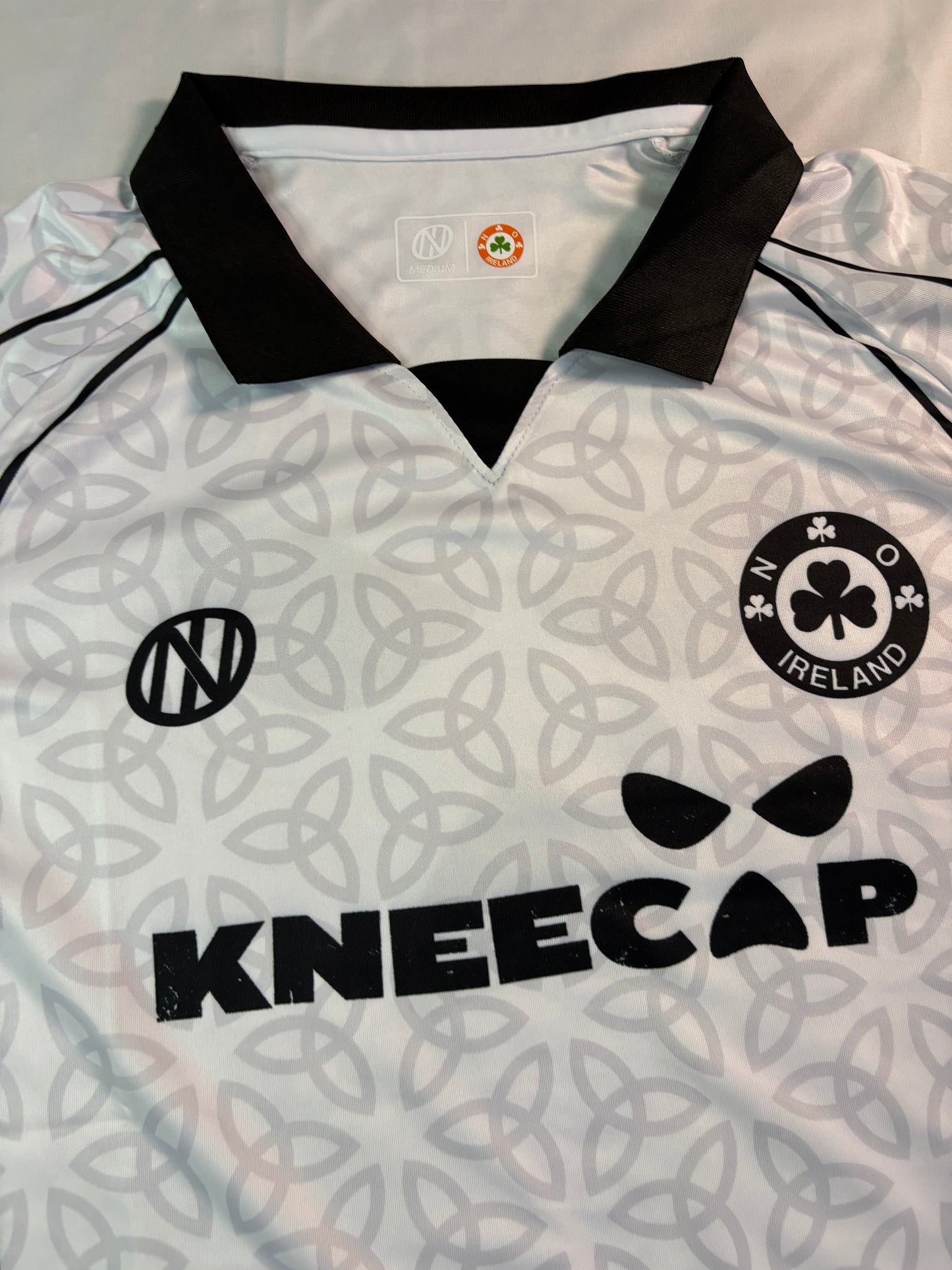 Kneecap white celtic knot jersey